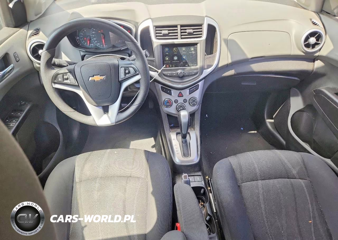 2019 Chevrolet Sonic Lt VIN:1G1JD5SB9K4136250 - 8