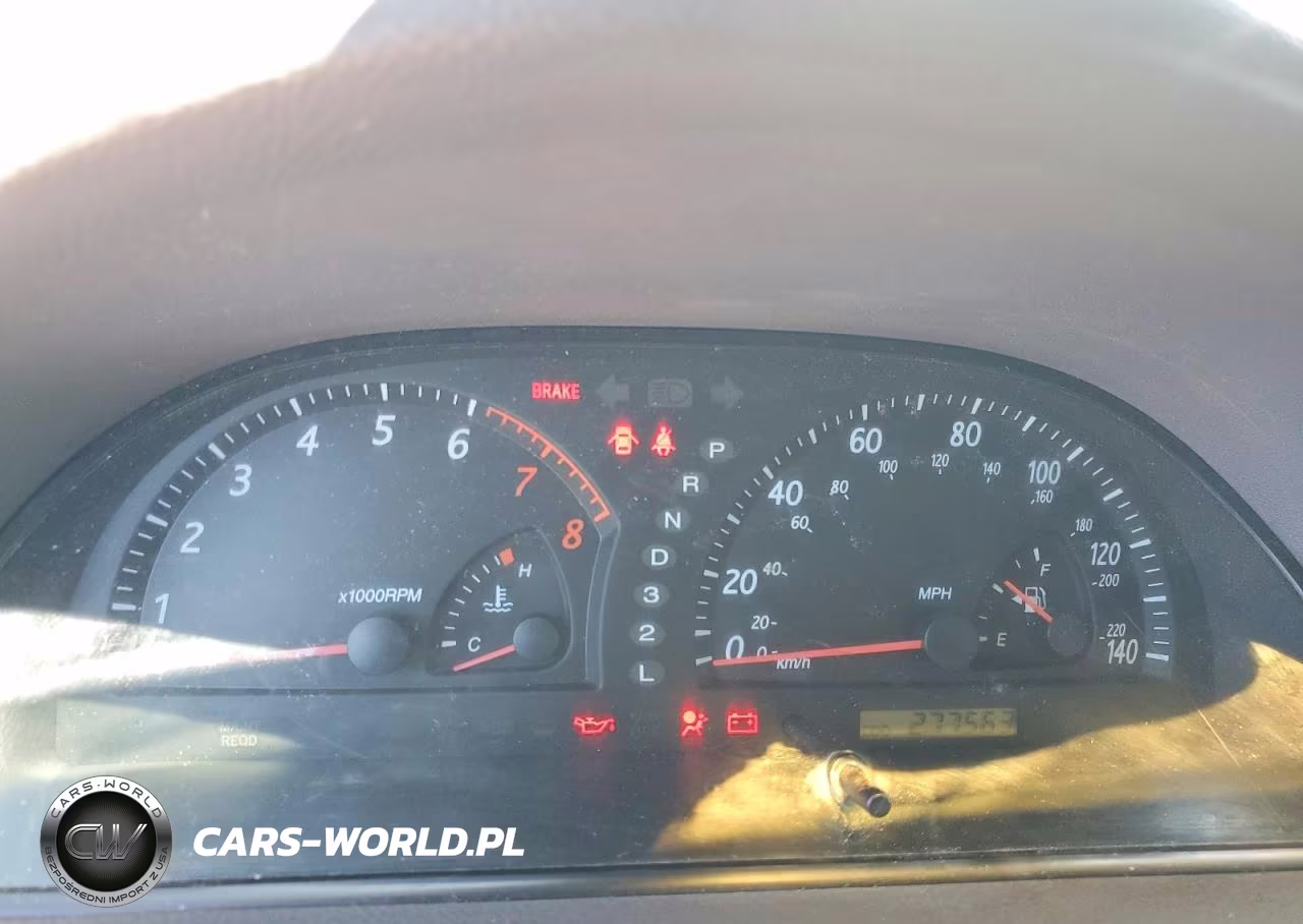 2004 Toyota Camry Le V6 VIN:4T1BF32K84U071268 - 9
