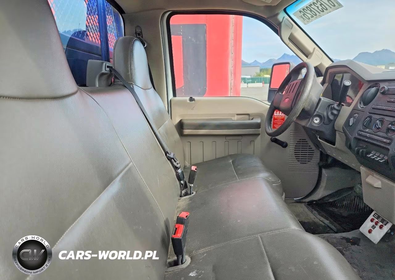 2009 Ford F550 Super Duty Utility - Service Truck VIN:1FDAF57R99EA28279 - 10