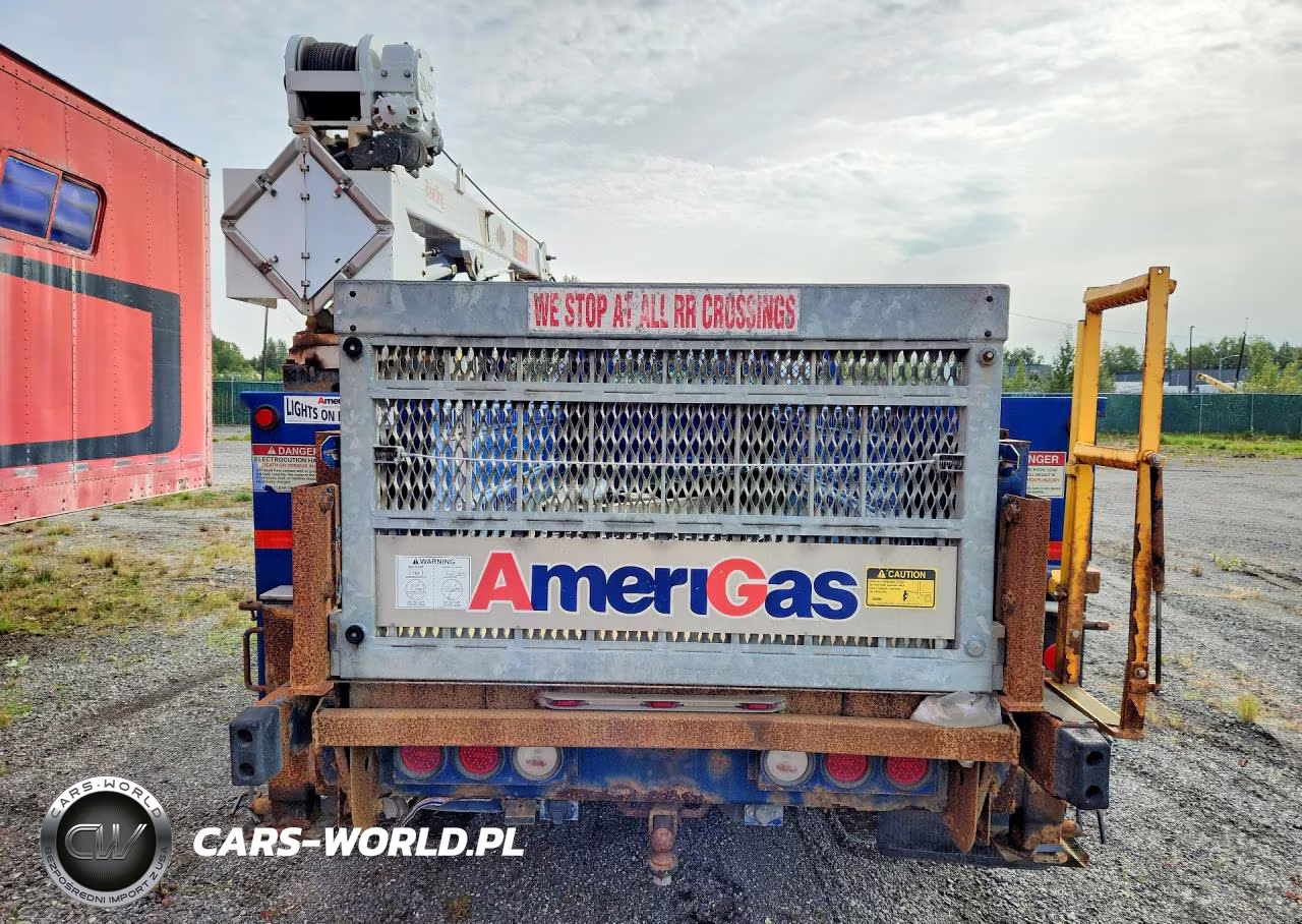 2009 Ford F550 Super Duty Utility - Service Truck VIN:1FDAF57R99EA28279 - 6