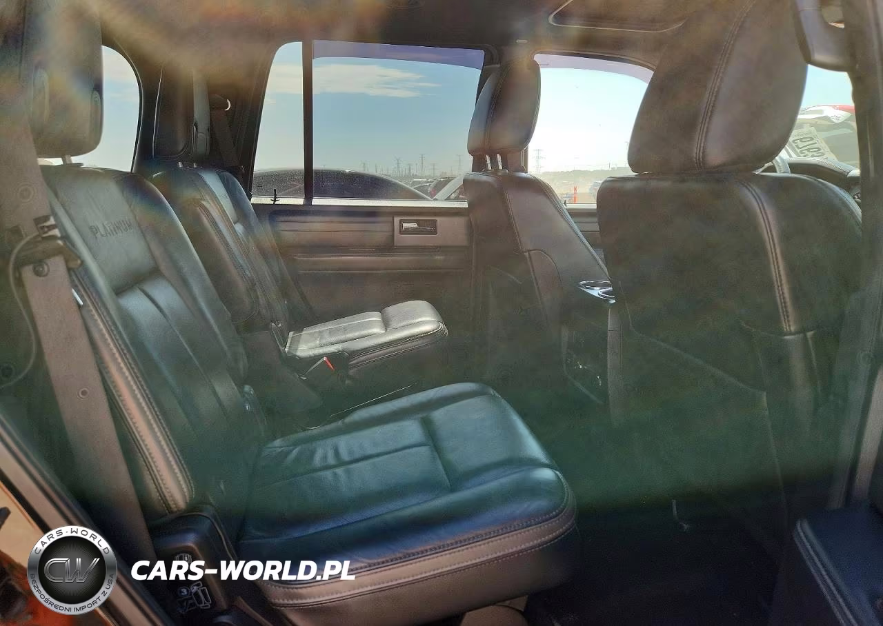 2017 Ford Expedition Platinum VIN:1FMJU1MT2HEA64621 - 10