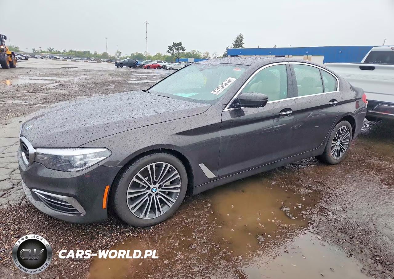 2017 BMW 530 Xi VIN:WBAJA7C32HG906053 - 1