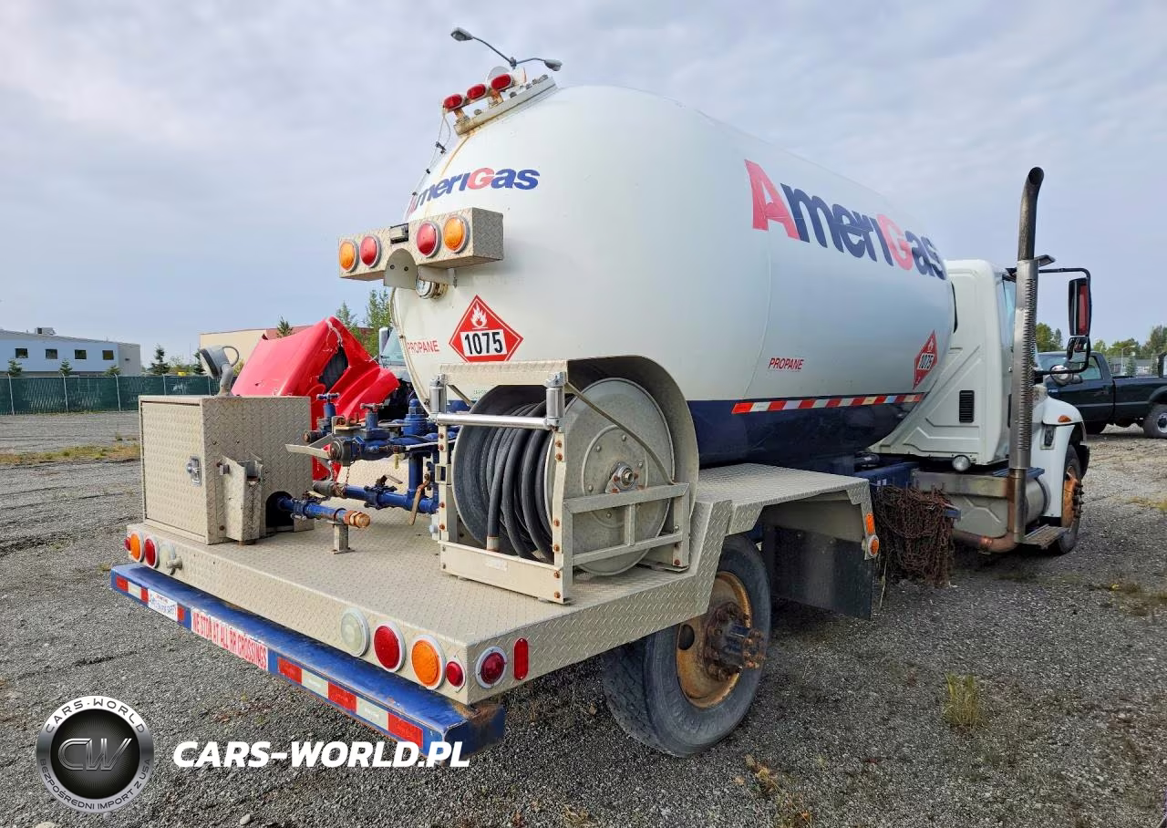 2008 International 4300 Propane Delivery Truck VIN:1HTMMAAN58J674207 - 3
