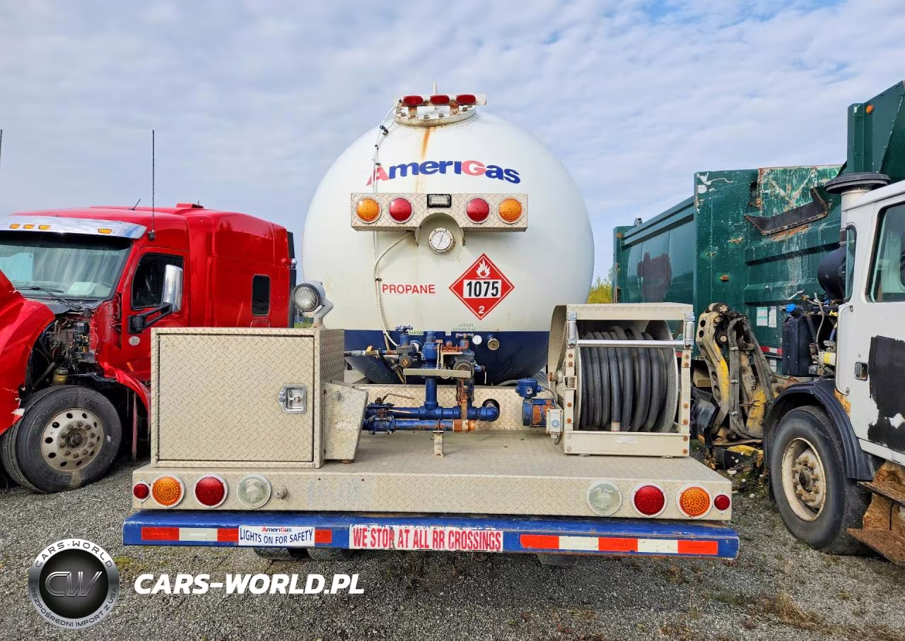 2008 International 4300 Propane Delivery Truck VIN:1HTMMAAN58J674207 - 6