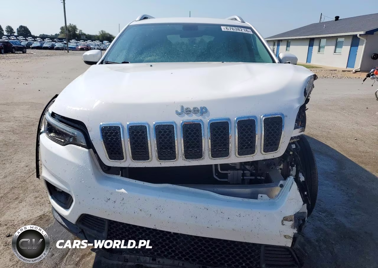 2019 Jeep Cherokee Latitude VIN:1C4PJMCB8KD162440 - 5