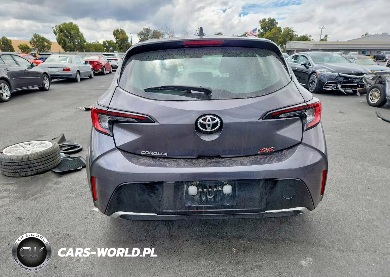 2025 Toyota Corolla Xse VIN:JTNC4MBE0S3242298 - 6