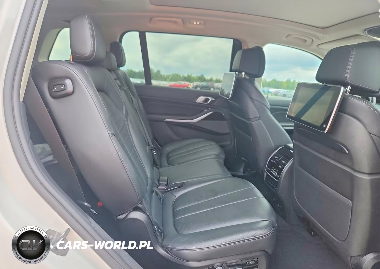 2020 BMW X7 xDrive40I VIN:5UXCW2C0XL9C52066 - 11