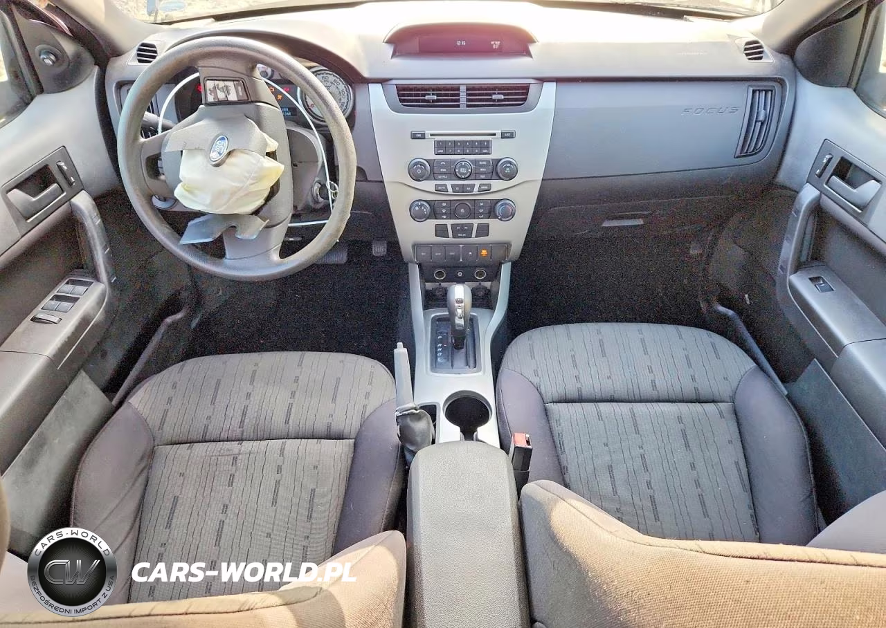 2011 Ford Focus Se VIN:1FAHP3FN2BW110685 - 8