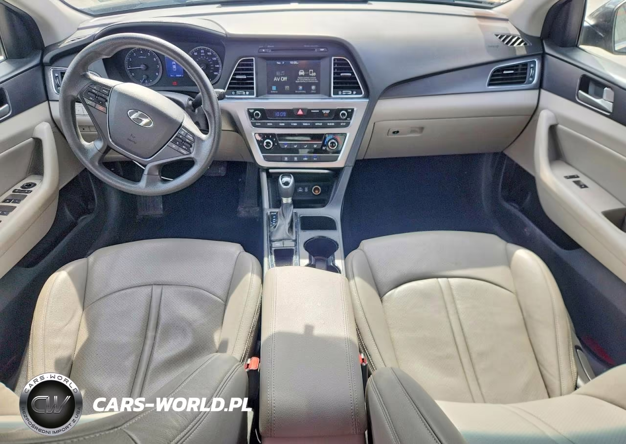 2017 Hyundai Sonata Sport VIN:5NPE34AF5HH554933 - 8