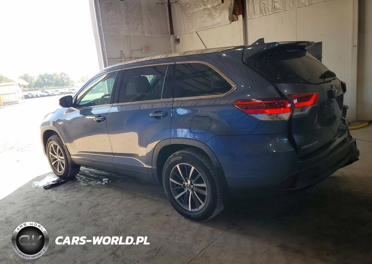 2019 Toyota Highlander Xle VIN:5TDJZRFH2KS732884 - 2