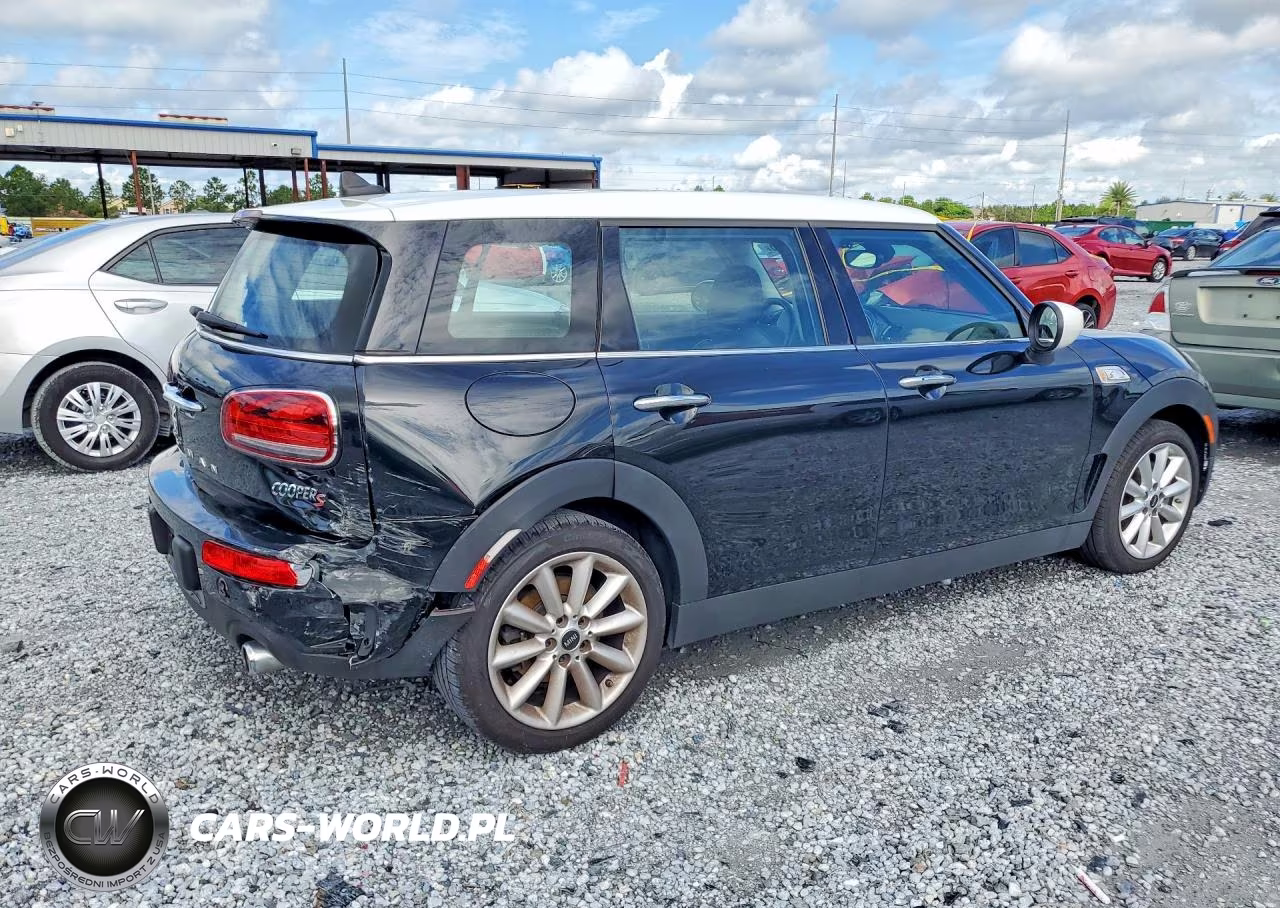 2024 Mini Cooper S Clubman VIN:WMWLV7C02R2U30016 - 3