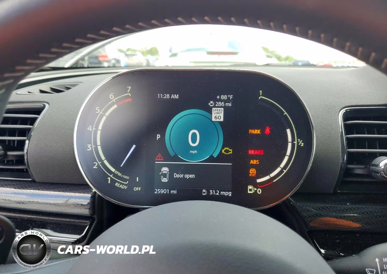 2024 Mini Cooper S Clubman VIN:WMWLV7C02R2U30016 - 9