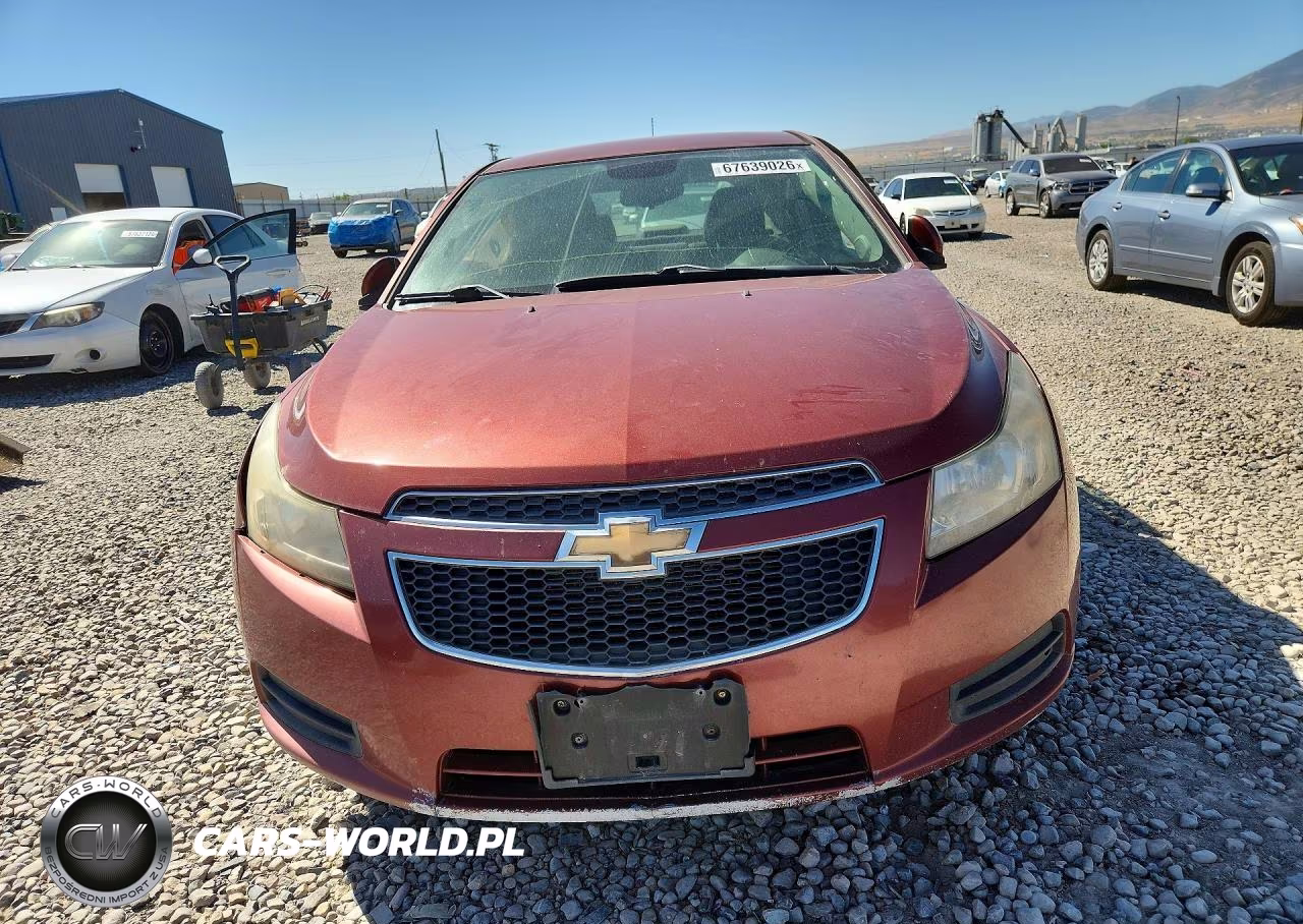 2013 Chevrolet Cruze Lt VIN:1G1PC5SB8D7204410 - 5