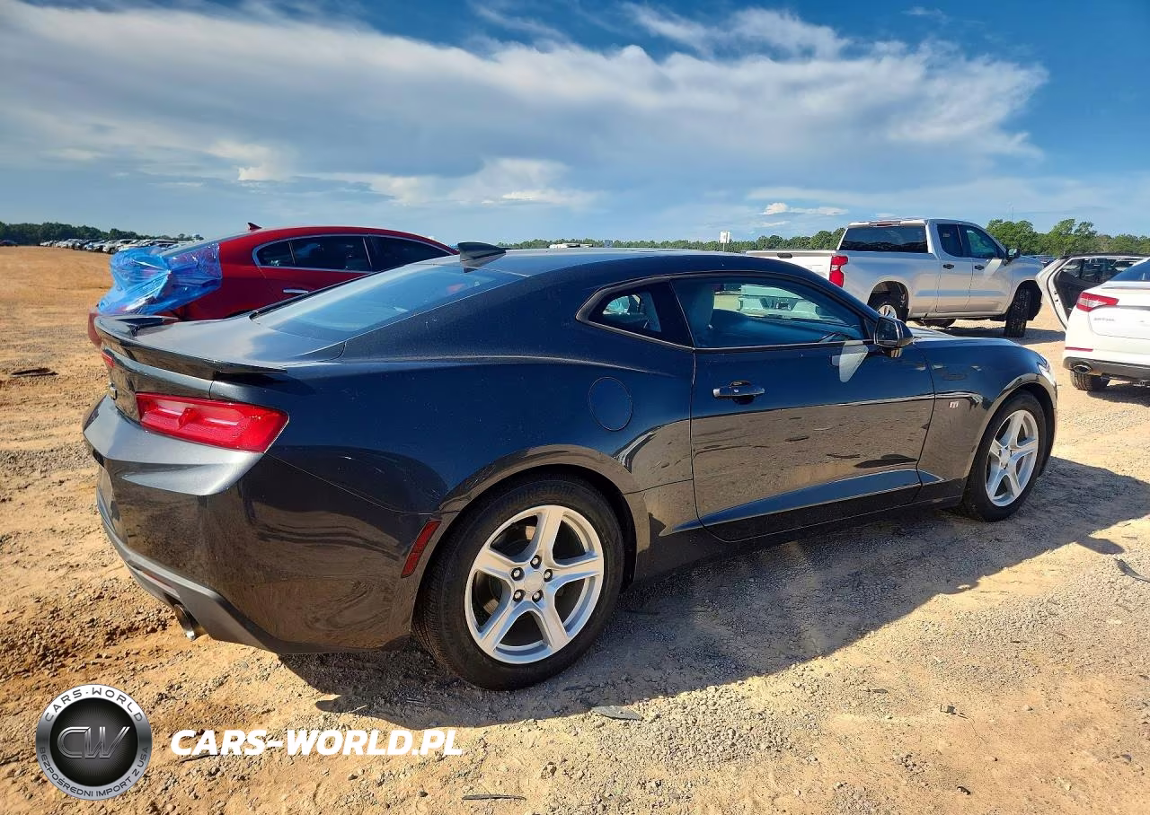 2017 Chevrolet Camaro Lt VIN:1G1FD1RX1H0171123 - 3
