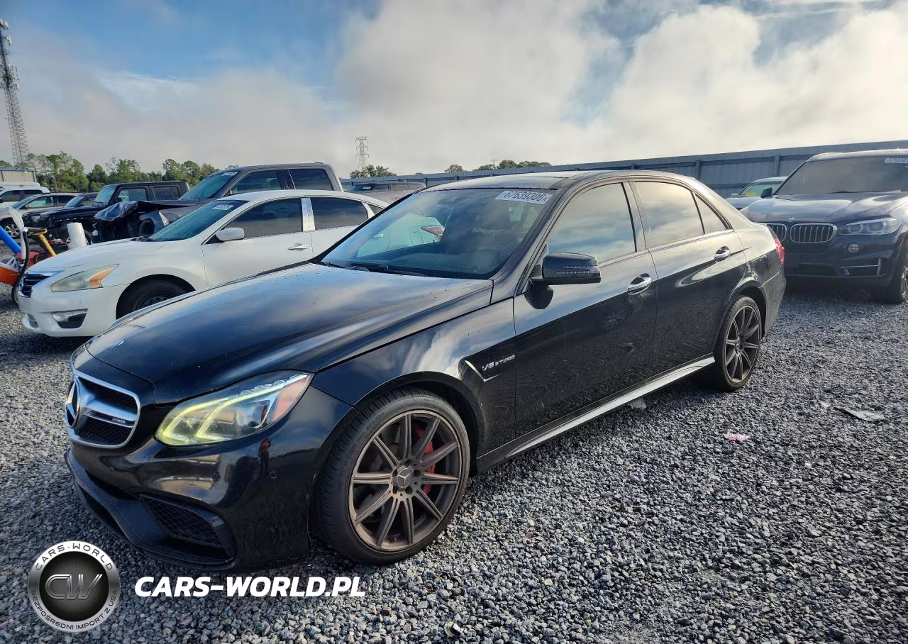 2016 Mercedes-Benz E 63 Amg-S – zdjęcie 1 z 12