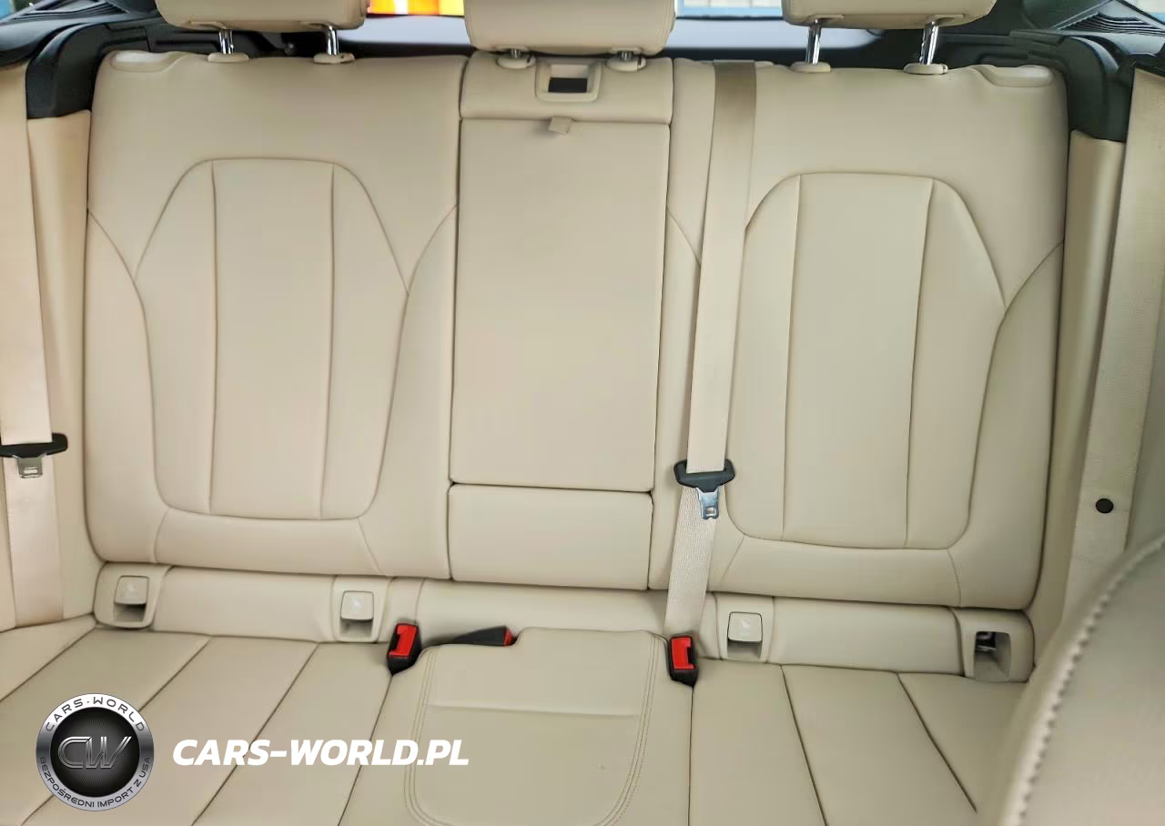 2019 BMW X3 xDrivem40I VIN:5UXTS3C55K0Z07750 - 10