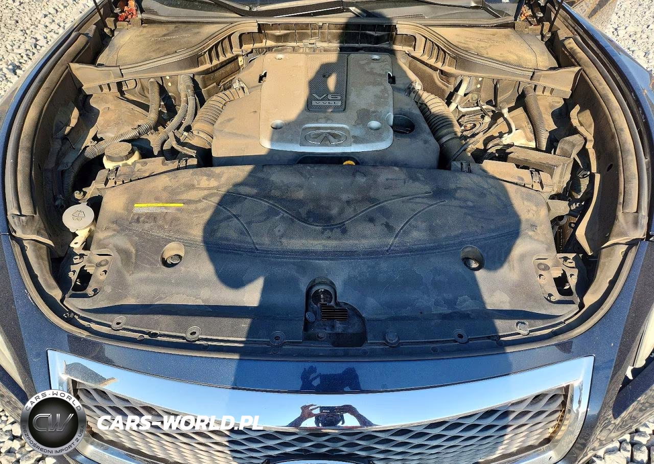 2018 Infiniti Q70 3.7 Luxe VIN:JN1BY1AR4JM220985 - 11