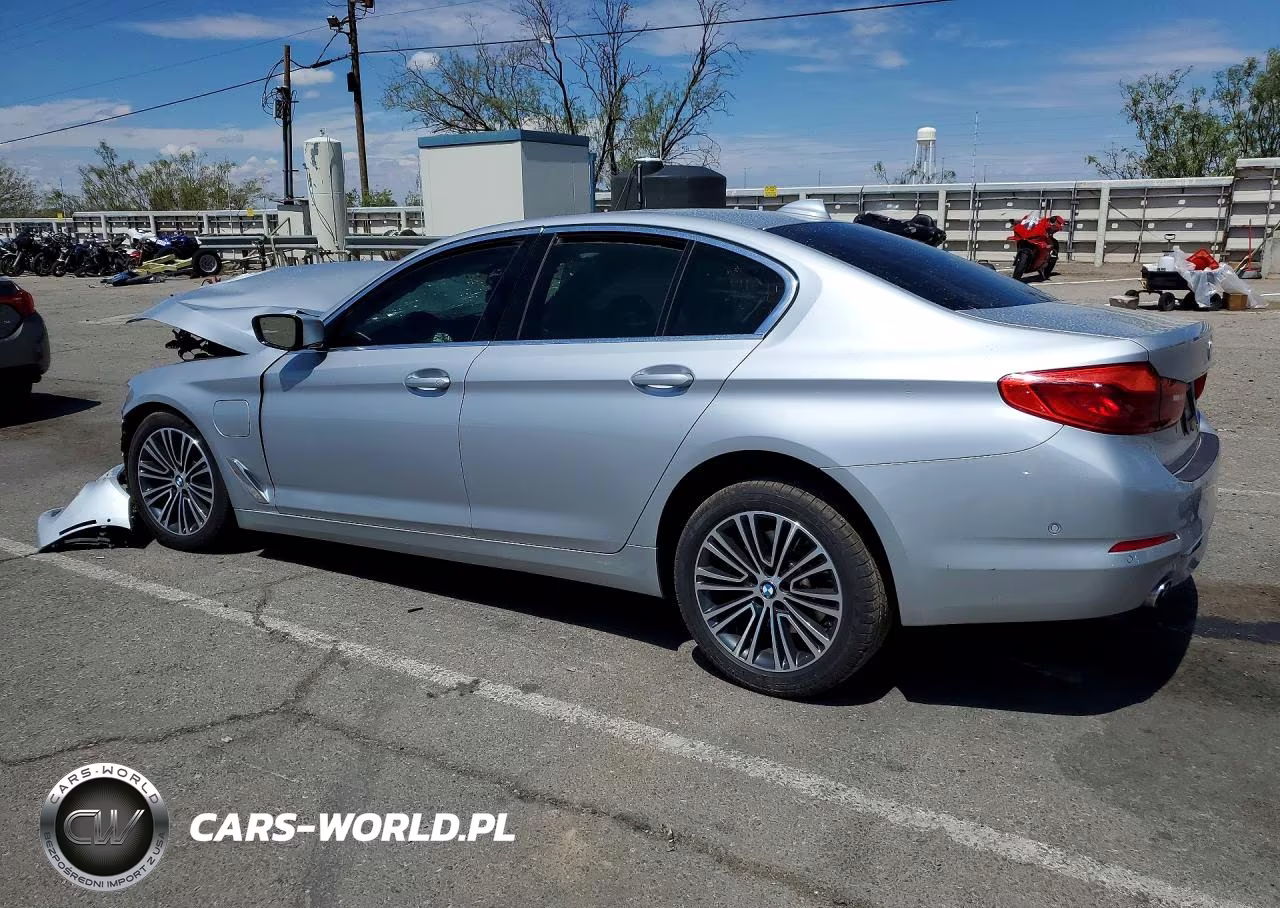 2020 BMW 530E VIN:WBAJA9C09LCE05505 - 2