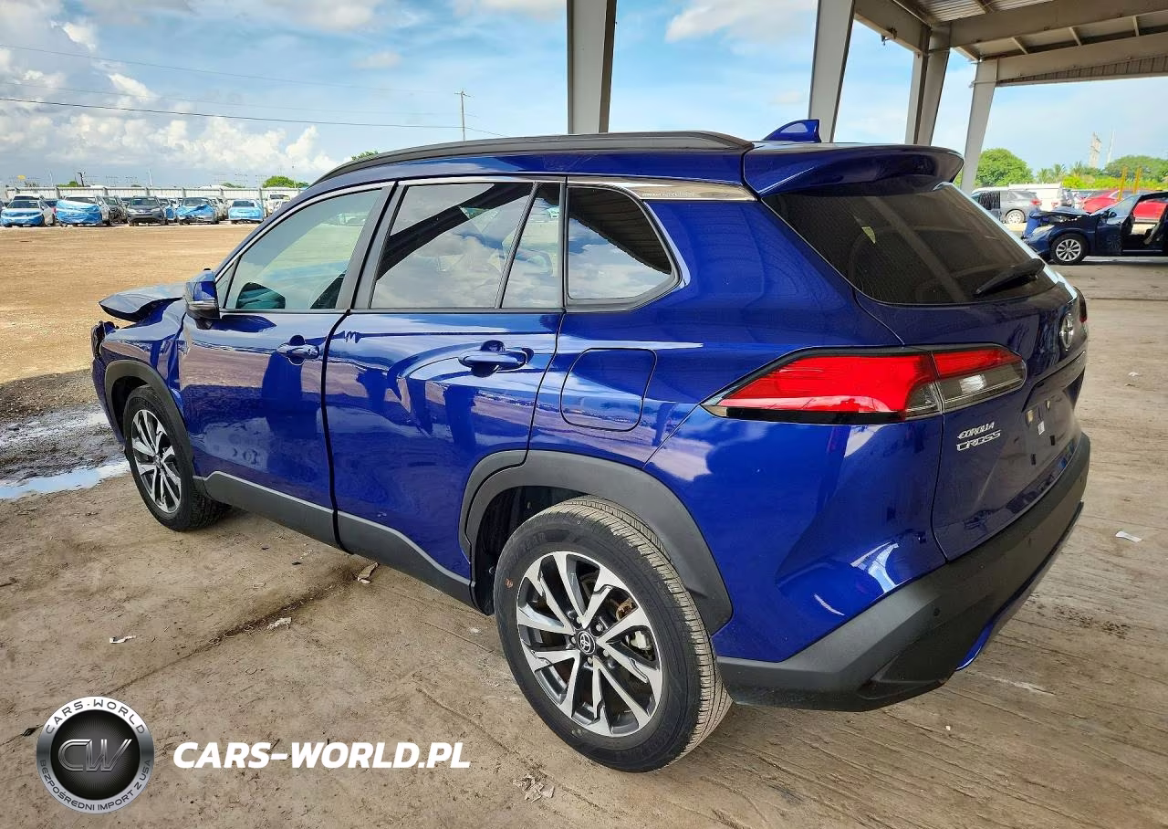 2023 Toyota Corolla Cross Xle VIN:7MUDAAAGXPV063510 - 2