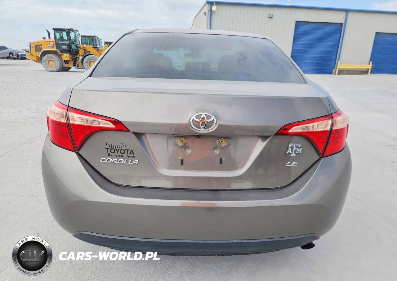 2018 Toyota Corolla Le VIN:2T1BURHE7JC983526 - 6