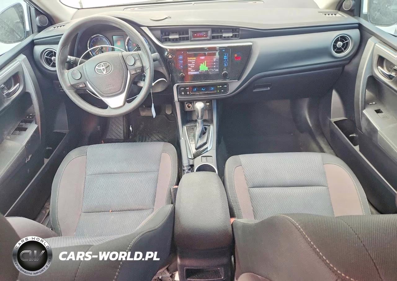 2018 Toyota Corolla Le VIN:2T1BURHE7JC983526 - 8