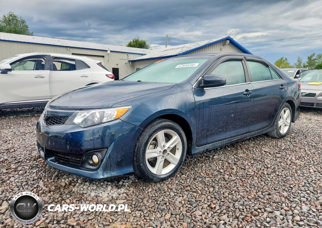 2014 Toyota Camry Se – zdjęcie 1 z 12