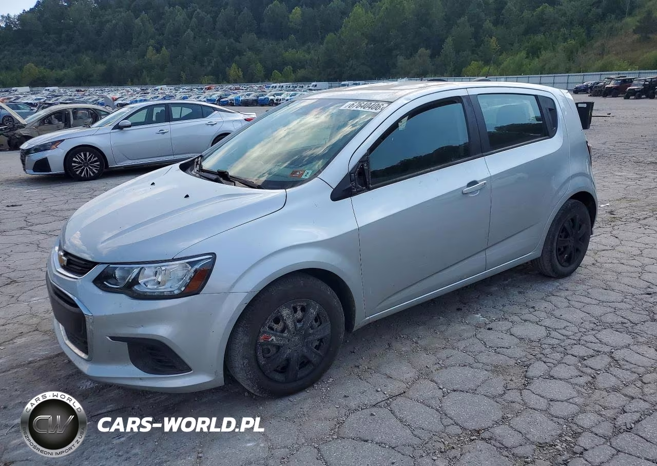 2020 Chevrolet Sonic VIN:1G1JG6SB1L4128092 - 1