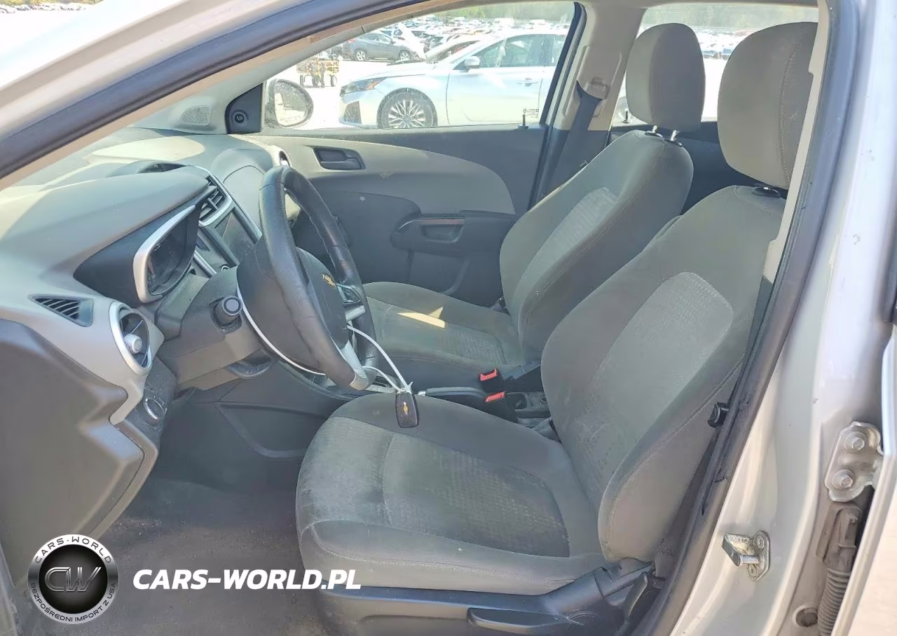 2020 Chevrolet Sonic VIN:1G1JG6SB1L4128092 - 7
