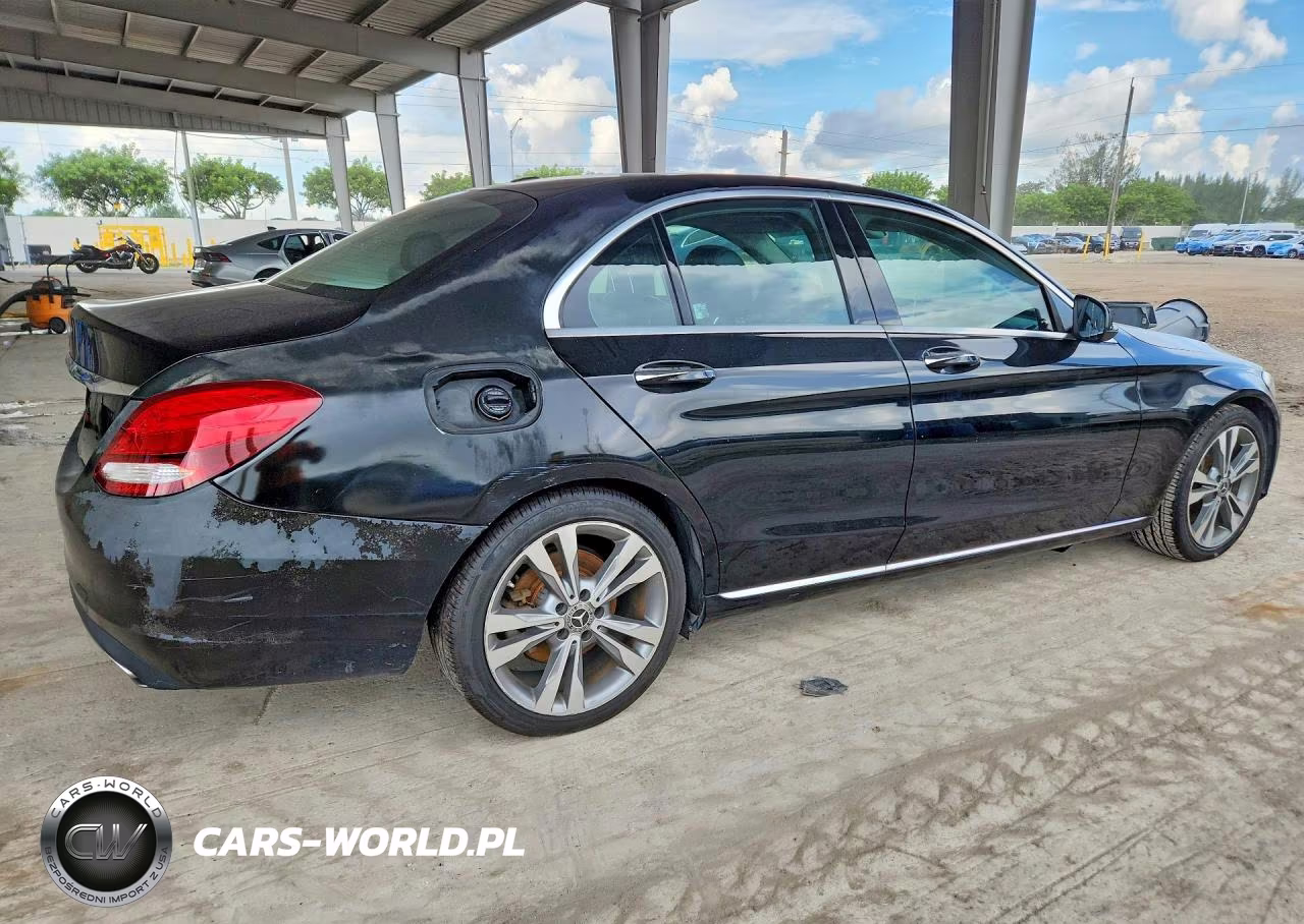 2017 Mercedes-Benz C 300 VIN:55SWF4JB0HU214353 - 3