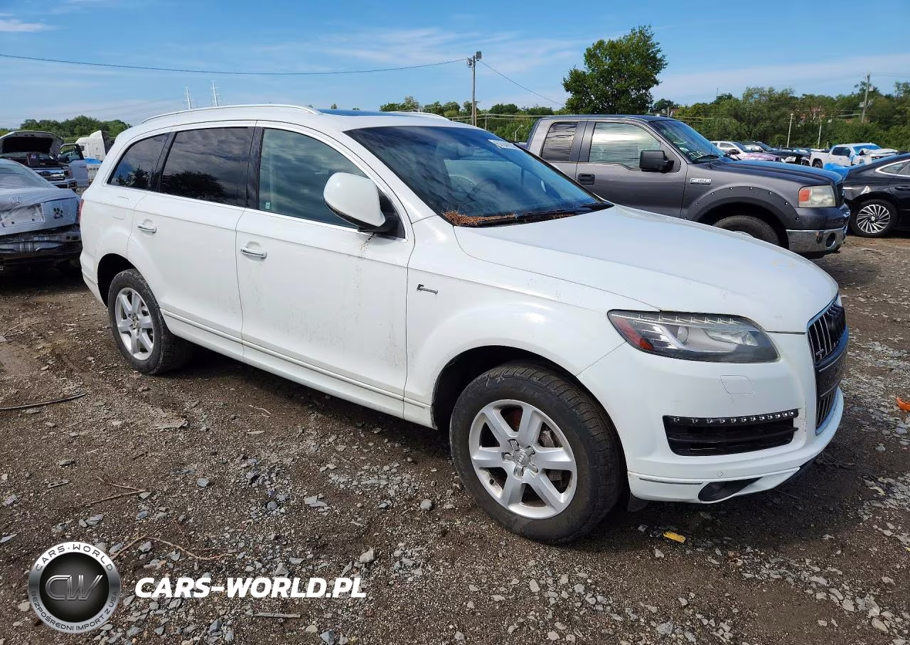 2015 Audi Q7 Premium Plus VIN:WA1LGAFE7FD025376 - 4