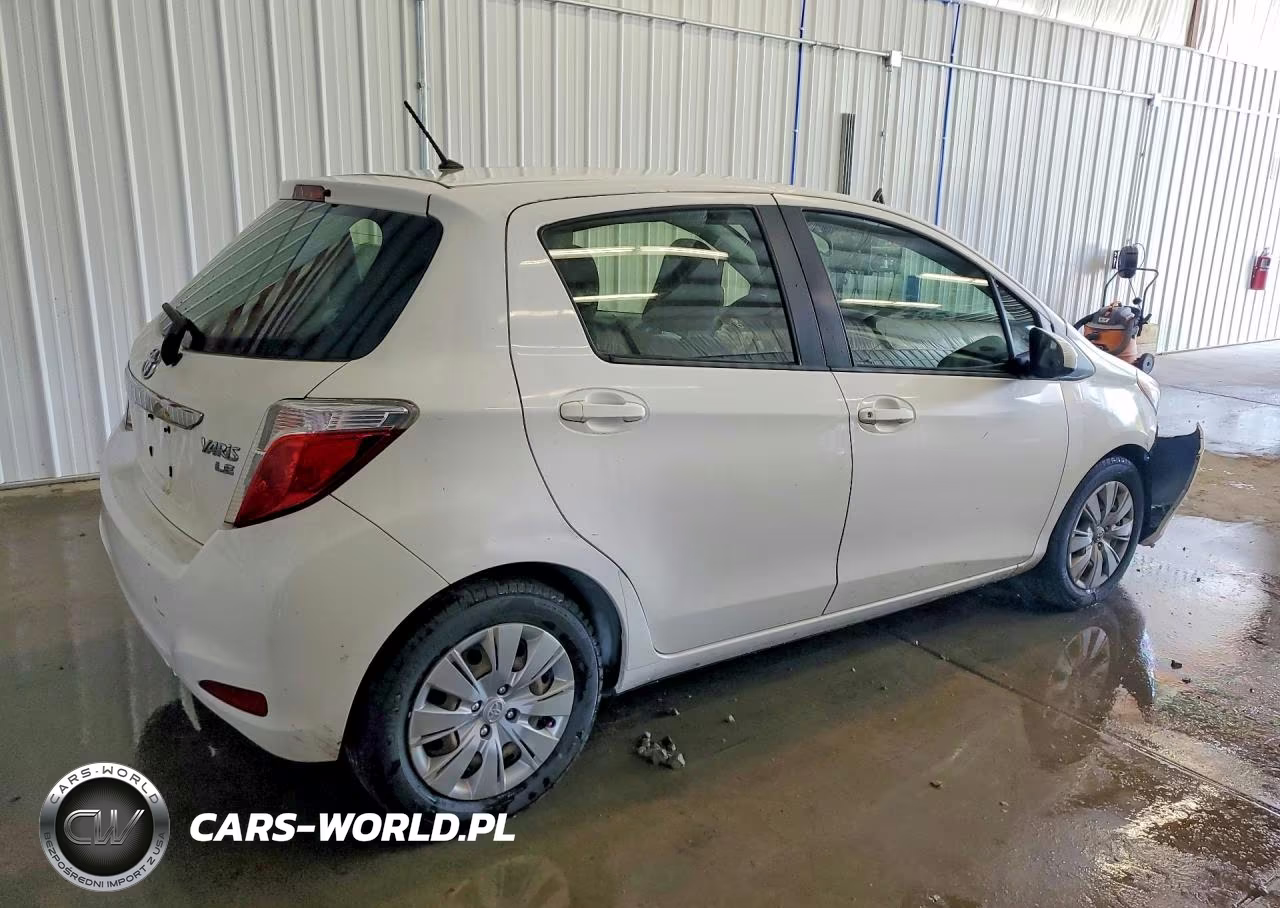 2014 Toyota Yaris 5-Door Le VIN:JTDKTUD32ED579200 - 3