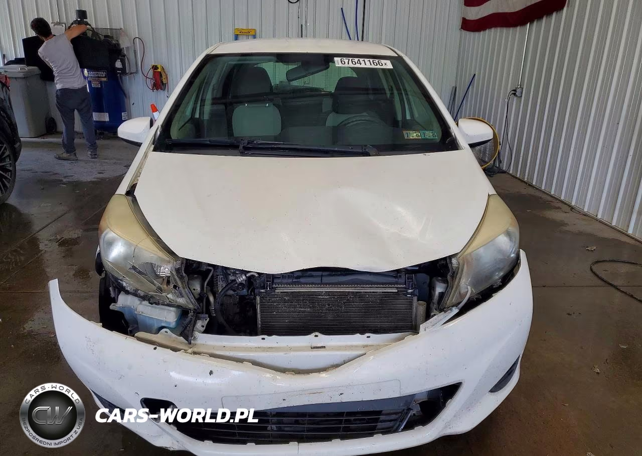 2014 Toyota Yaris 5-Door Le VIN:JTDKTUD32ED579200 - 5