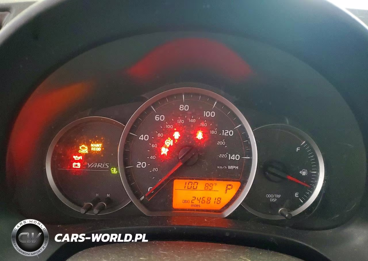 2014 Toyota Yaris 5-Door Le VIN:JTDKTUD32ED579200 - 9