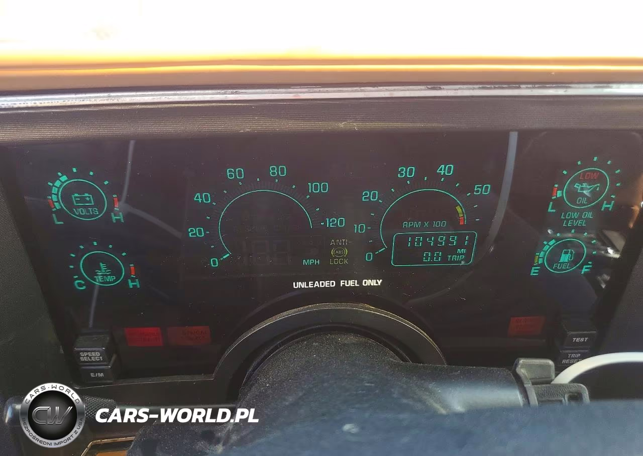 1990 Buick Reatta VIN:1G4EC13C5LB907985 - 9
