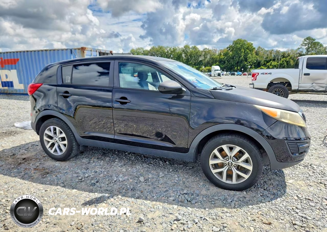 2016 Kia Sportage Lx VIN:KNDPB3AC6G7823164 - 4