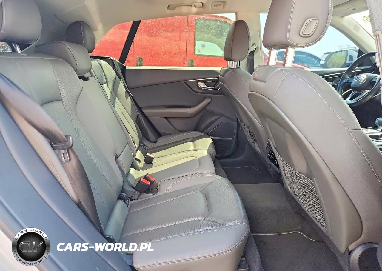 2019 Audi Q8 Prestige S-Line VIN:WA1FVAF13KD044579 - 10
