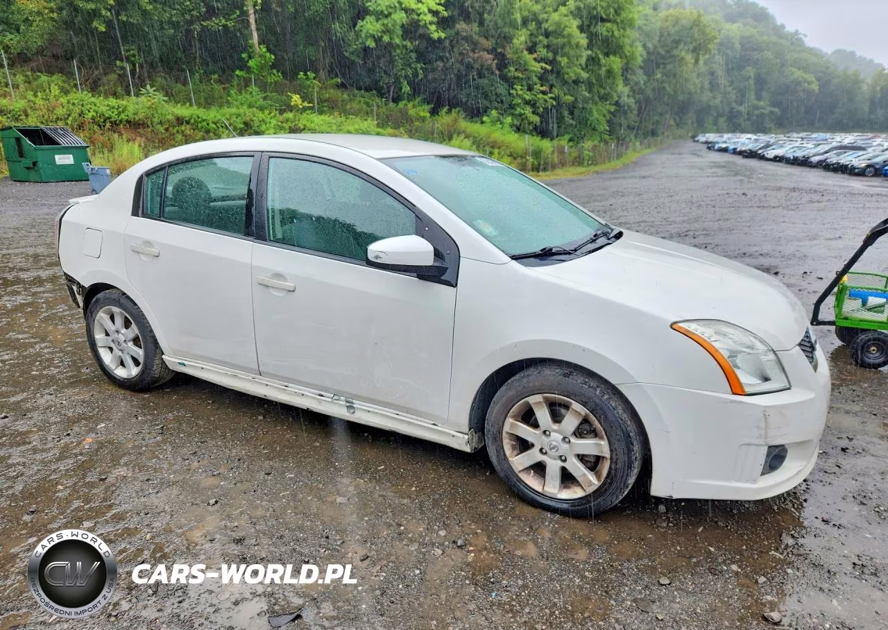 2010 Nissan Sentra 2.0 VIN:3N1AB6AP2AL701420 - 4