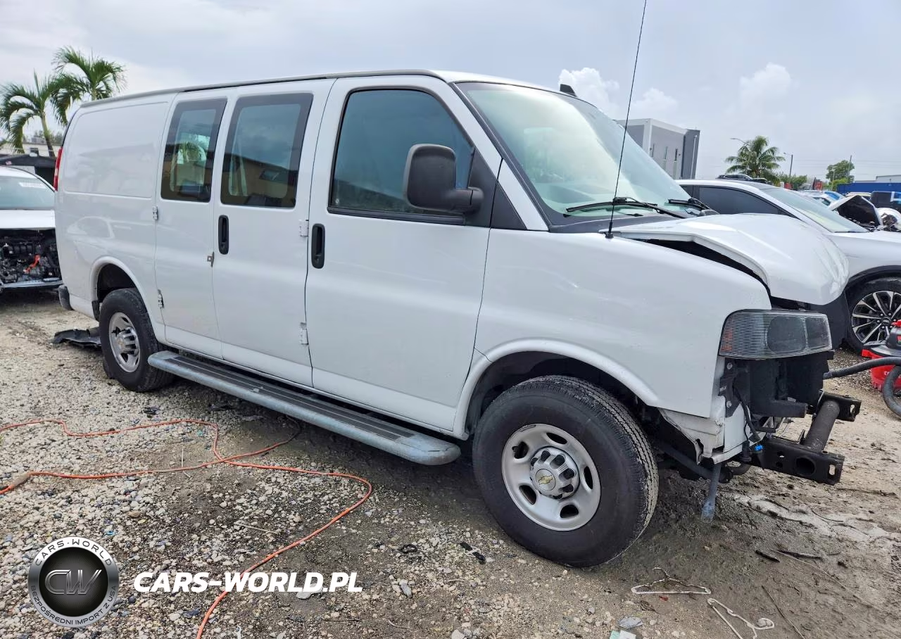 2023 Chevrolet Express G2500 Delivery Van VIN:1GCWGAFP3P1141486 - 4