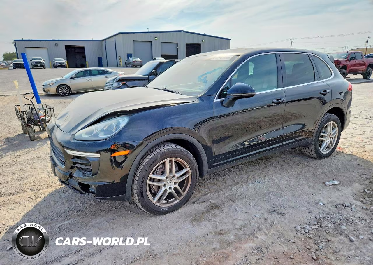 2016 Porsche Cayenne VIN:WP1AA2A28GKA10737 - 1