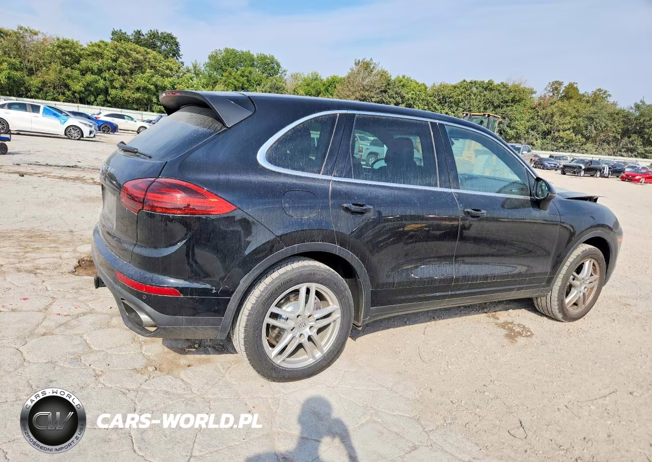 2016 Porsche Cayenne VIN:WP1AA2A28GKA10737 - 3