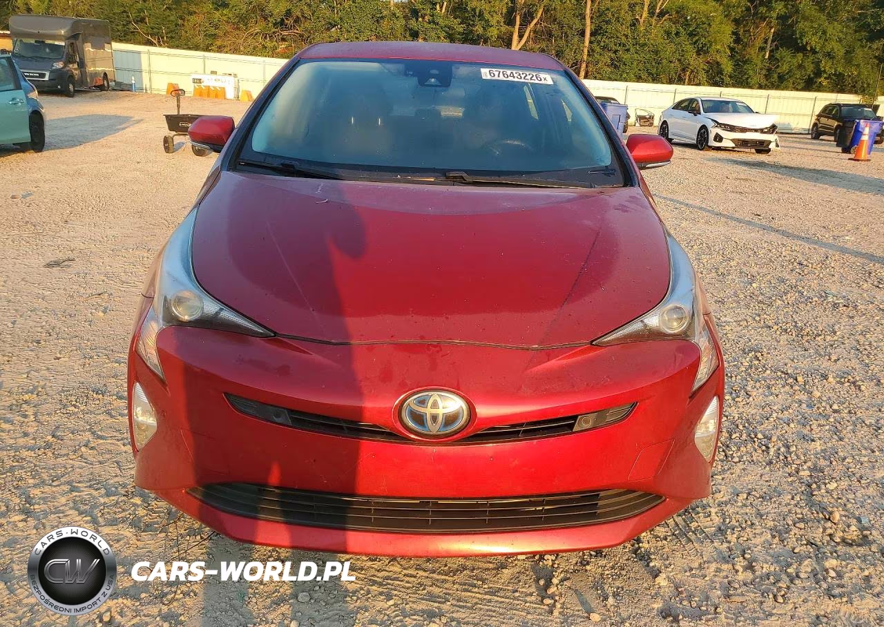 2017 Toyota Prius Three Touring VIN:JTDKARFU2H3539122 - 5
