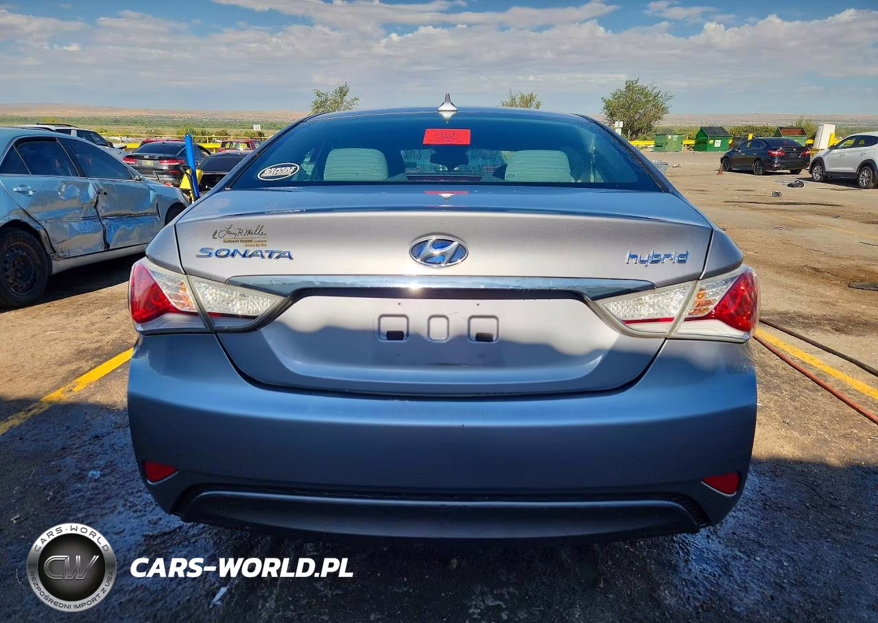 2015 Hyundai Sonata Hybrid Base VIN:KMHEC4A43FA129273 - 6