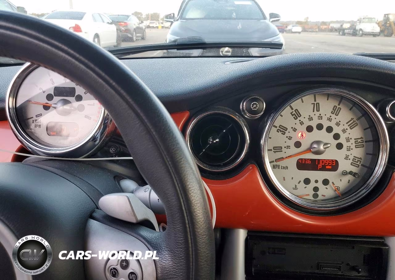 2006 Mini Cooper S VIN:WMWRH33536TK59367 - 9