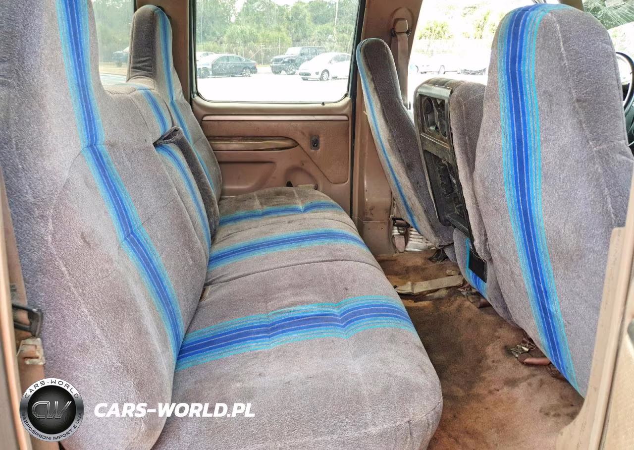 1995 Ford F350 VIN:1FTJW35F7SEA74460 - 10