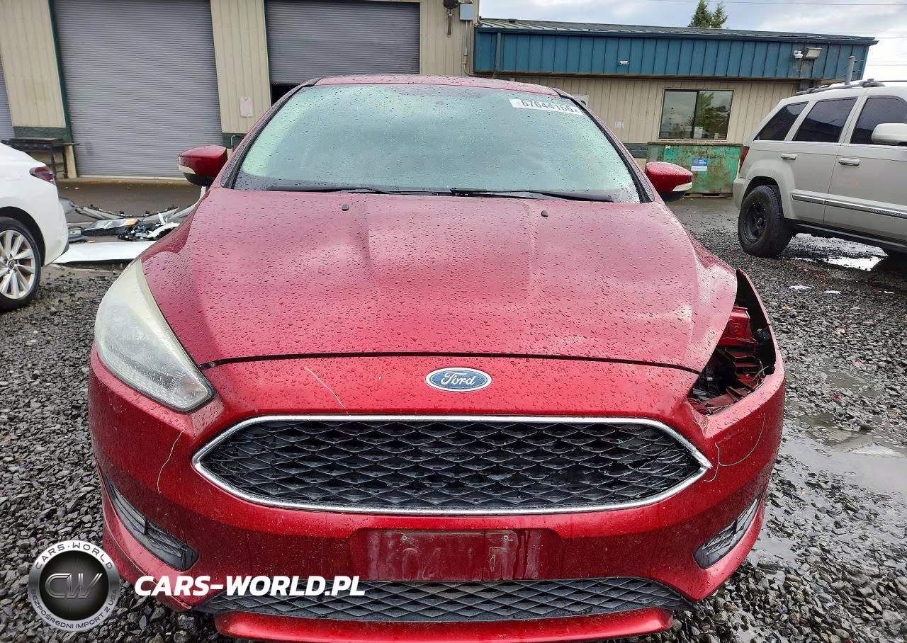 2015 Ford Focus Se VIN:1FADP3F2XFL369713 - 5