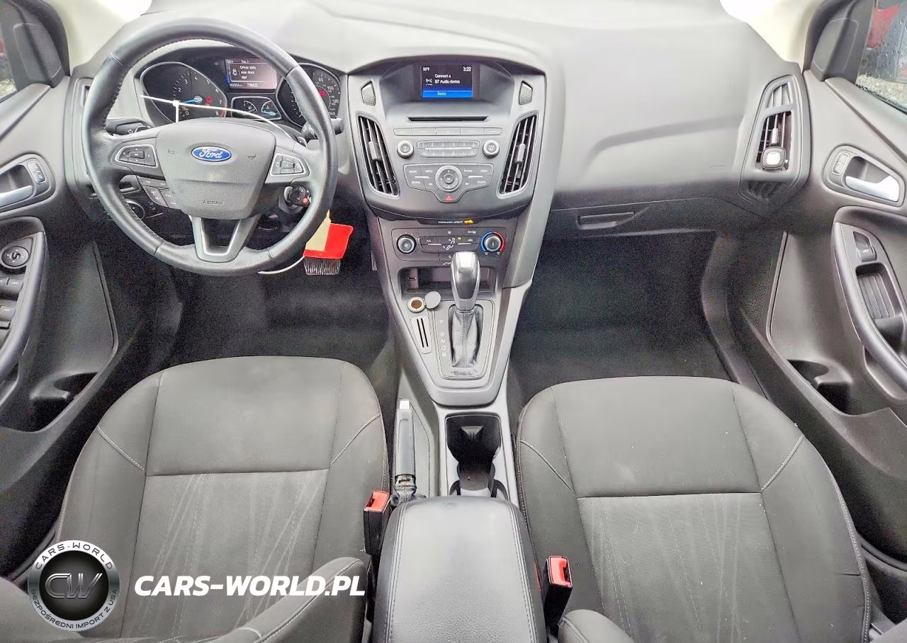 2015 Ford Focus Se VIN:1FADP3F2XFL369713 - 8