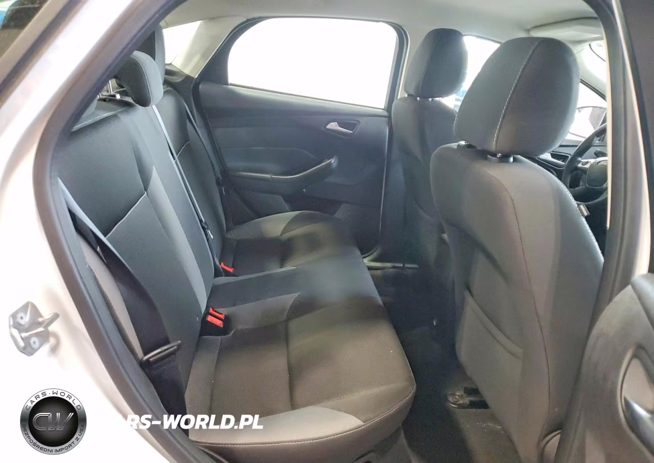 2014 Ford Focus Se VIN:1FADP3F2XEL388776 - 10