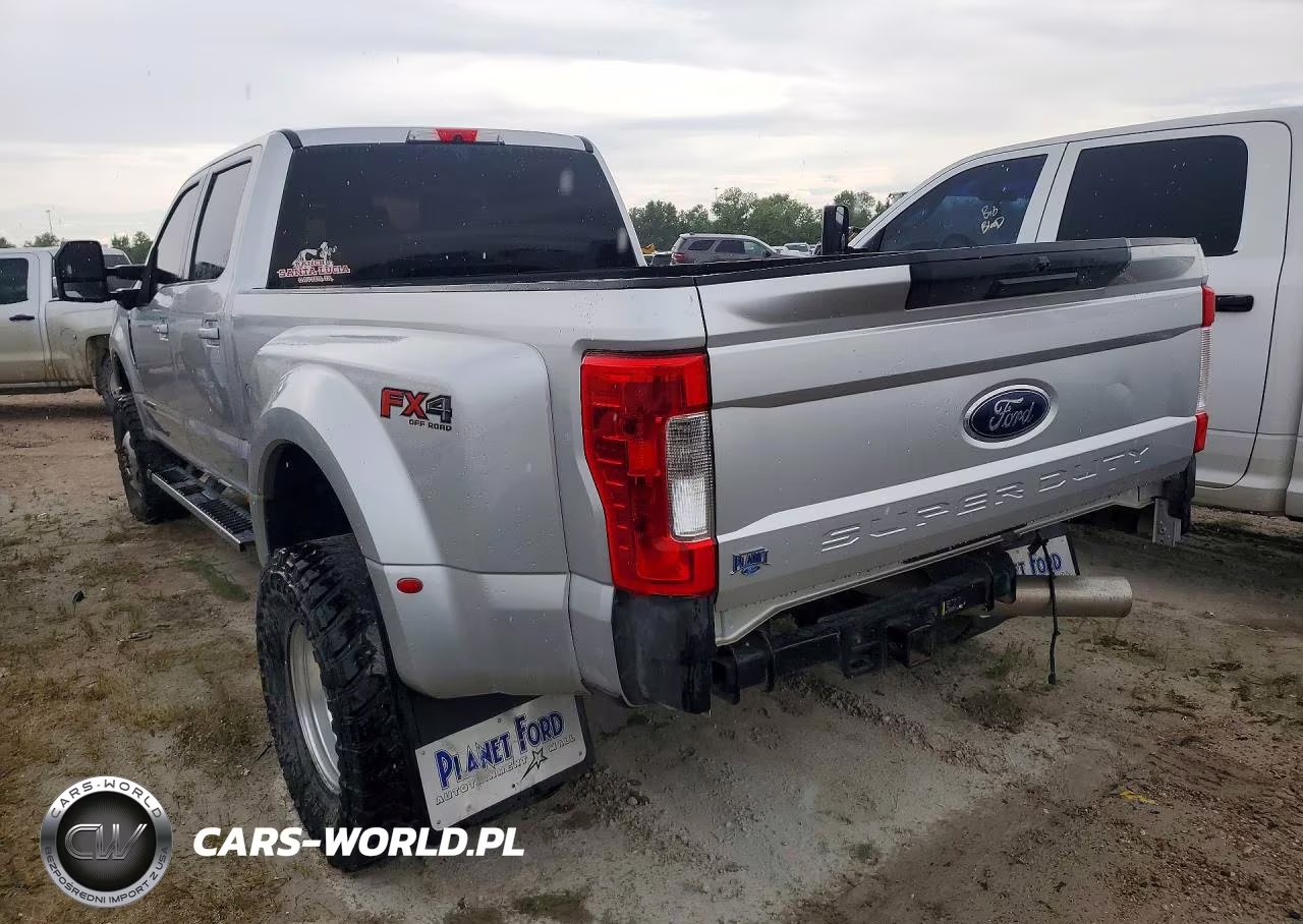 2019 Ford F350 Super Duty VIN:1FT8W3DTXKEE32334 - 2