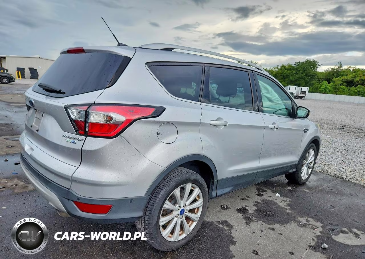 2017 Ford Escape Titanium VIN:1FMCU9JD8HUC82329 - 3