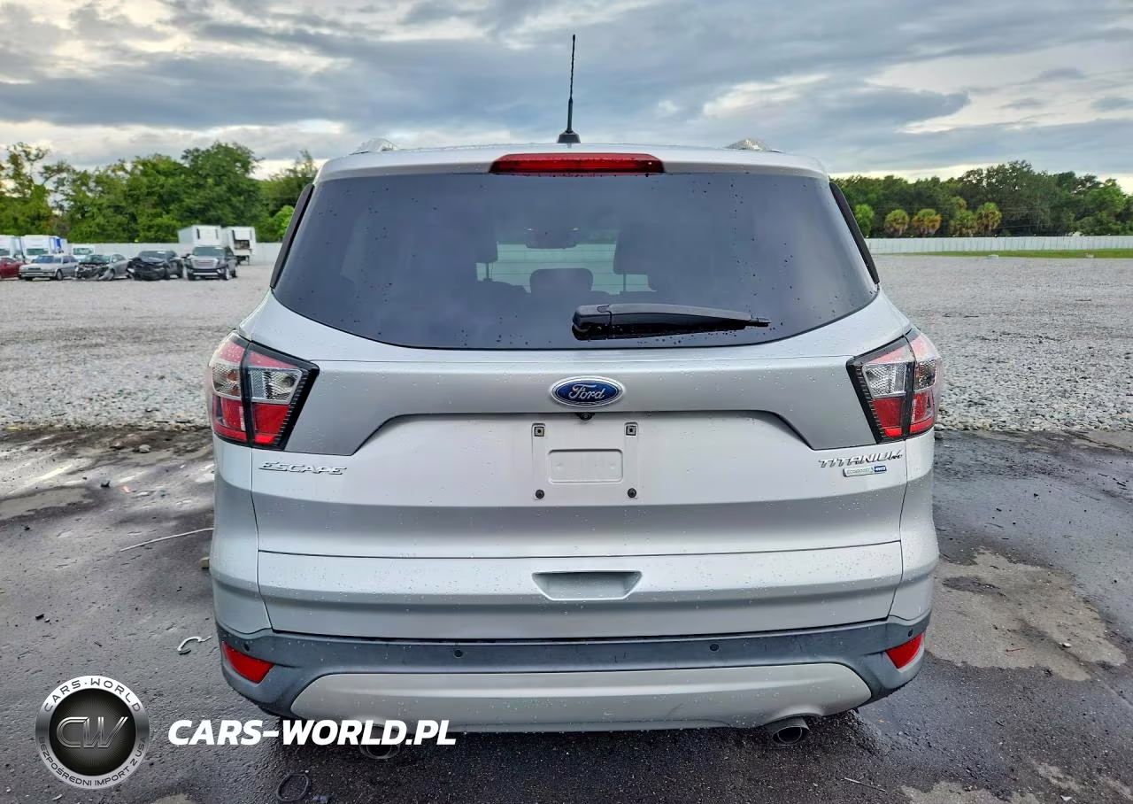 2017 Ford Escape Titanium VIN:1FMCU9JD8HUC82329 - 6